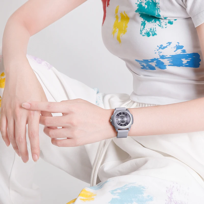 Reloj NAVIFORCE 7107 para muje - Silicone Band Women reseña y precio