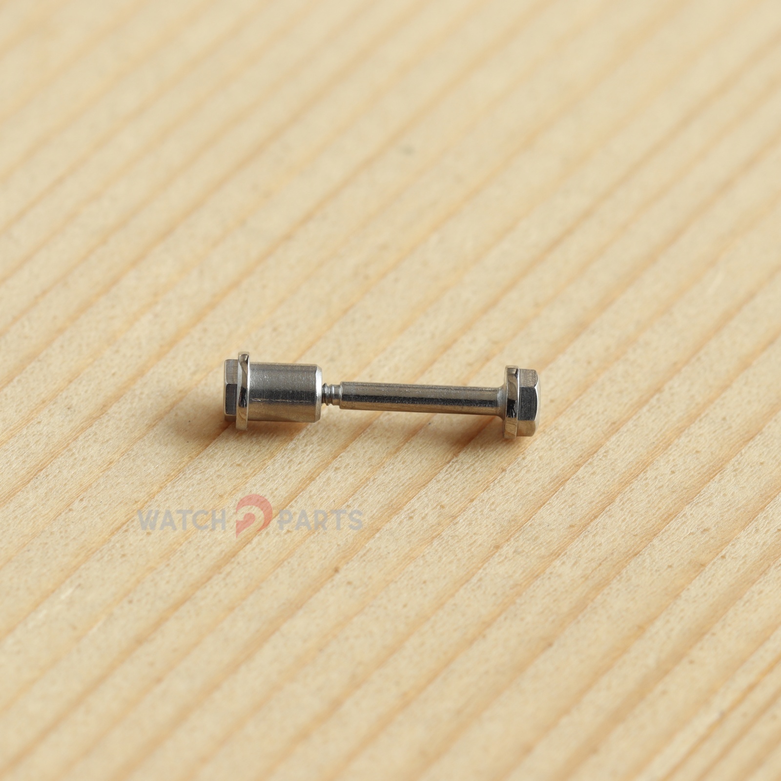 Tornillo trasero de caja de bi - Audemars Piguet Watch Royal Oak Offshore reseña y precio